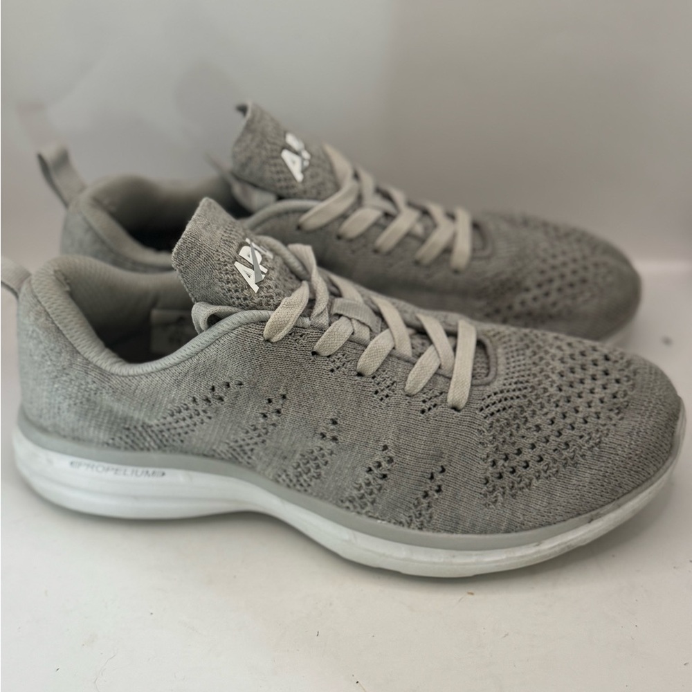 APL Techloom‎ Pro Women’s Size 9 Gray Athletic Tennis Shoes Sneakers